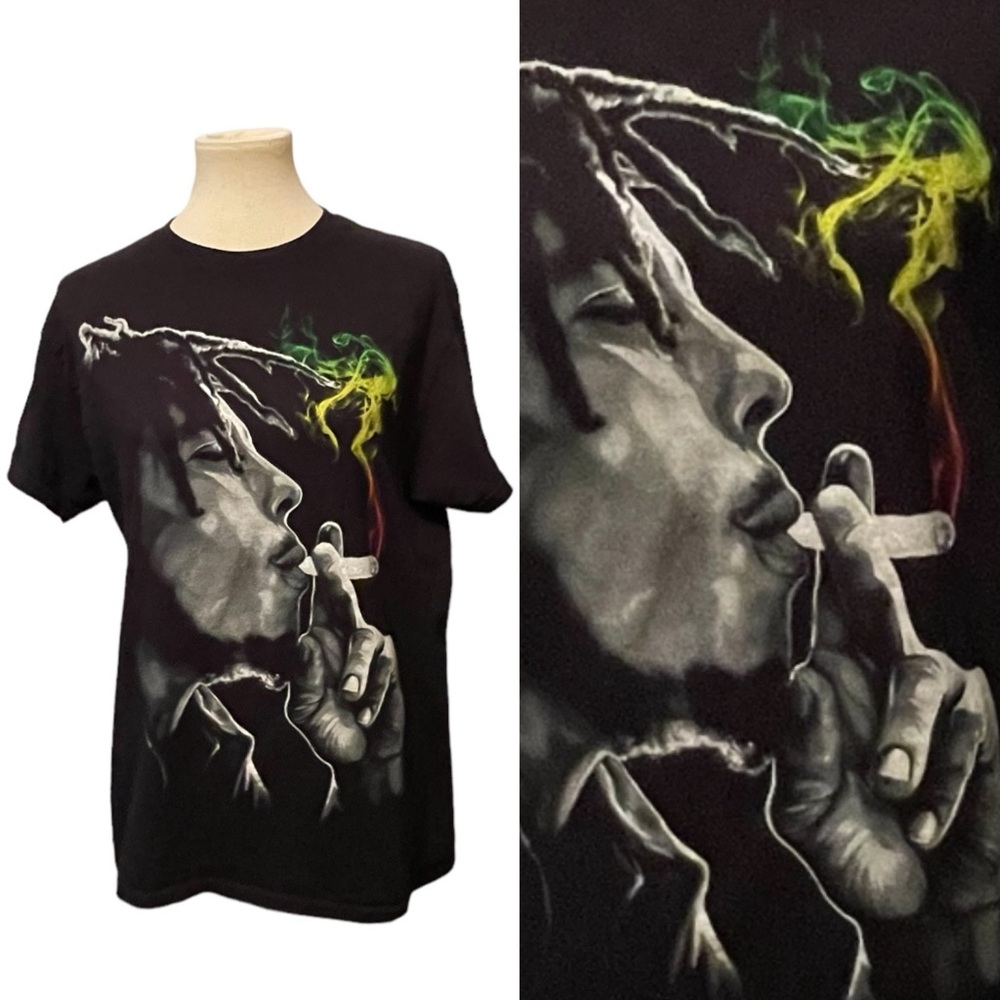 Bob Marley Smoking red green Rasta Jah Jah Black T-Shirt Medium Zion Rootswear